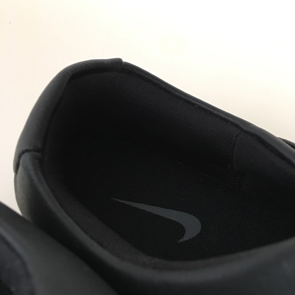 Nike All Black Sneaker Sz 6 - Picture 7 of 8